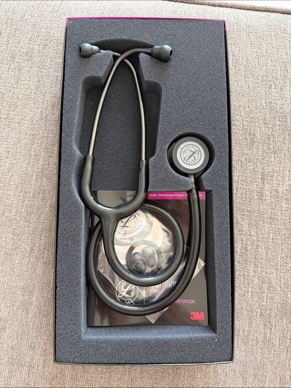 Stethoscope - Picture 3 of 8